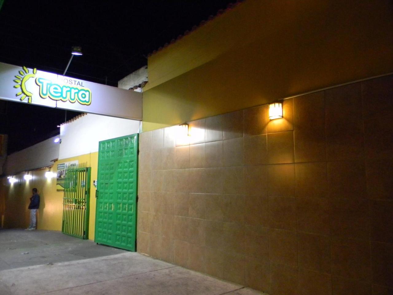 Hostal Terra 2 - El Condado Кито Экстерьер фото