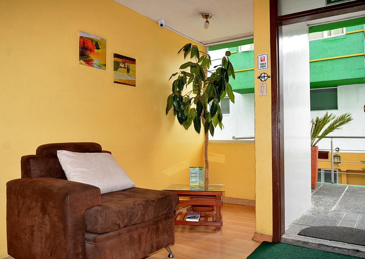 Hostal Terra 2 - El Condado Кито Экстерьер фото